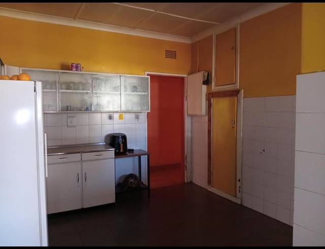 3 BEDROOM HOUSE FOR SALE IN THREE RIVERS